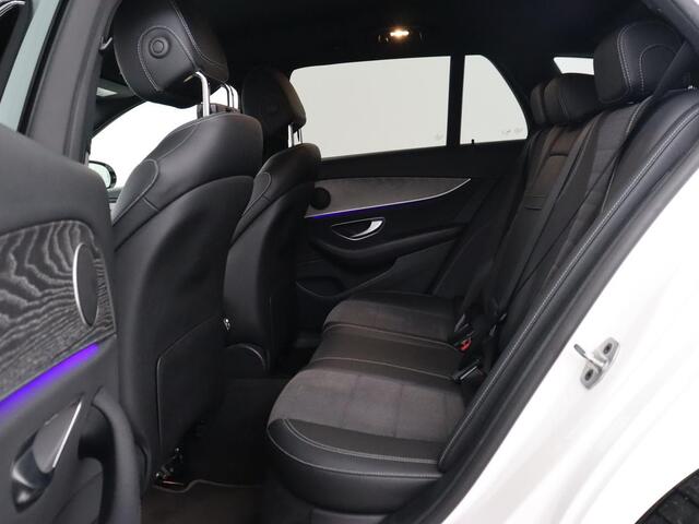 Mercedes-Benz E-KLASSE 300e Avantgarde | Adaptive cruise | Stoelverwarming | 360 Camera | Carplay | Trekhaak | Sfeerverlichting | Half leder | Navigatie | Widescreen | Full LED | PHEV | Plug In