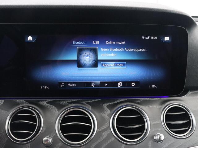 Mercedes-Benz E-KLASSE 300e Avantgarde | Adaptive cruise | Stoelverwarming | 360 Camera | Carplay | Trekhaak | Sfeerverlichting | Half leder | Navigatie | Widescreen | Full LED | PHEV | Plug In