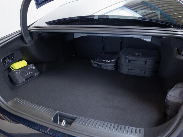 Mercedes-Benz E-KLASSE Limousine 300 e Sport Edition Panorama dak