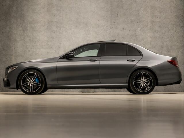 Mercedes-Benz E-KLASSE 350 e AMG Sport 286Pk Automaat (PANORAMADAK, LUCHTVERING, BURMESTER, WIDESCREEN, HEAD-UP DISPLAY, APPLE CARPLAY, SFEERVERLICHTING, MEMORY SEATS, LEDER, 360 CAMERA, ADAPTIVE CRUISE, NIEUWSTAAT)