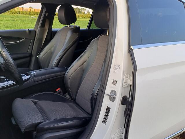 Mercedes-Benz E-KLASSE 200 Premium Prachtige auto!/Sfeerverlichting/Camera/