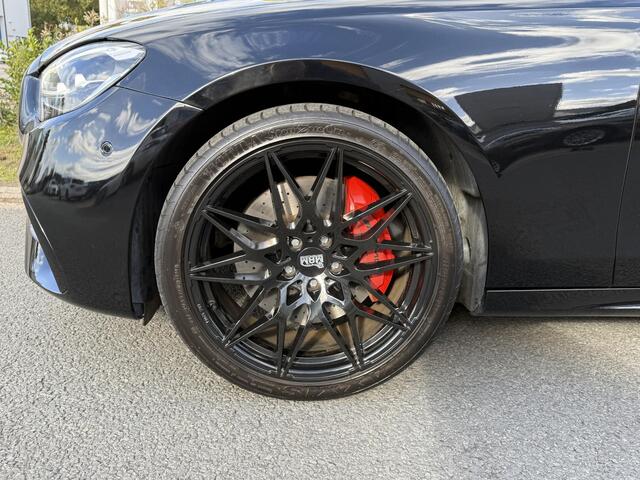 Mercedes-Benz E-KLASSE 300e AMG Black 320PK PanooTrekhaak