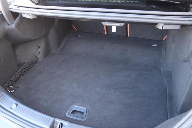 Mercedes-Benz E-KLASSE 200 Business Solution AMG