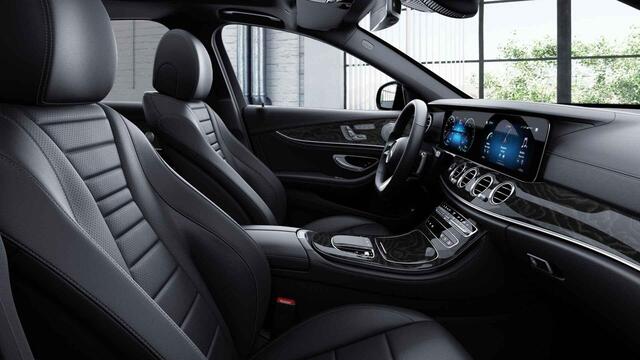 Mercedes-Benz E-KLASSE 300 e 4MATIC AMG Line | Panoramadak | Luchtvering | Memory | Burmester | Multibeam | Keyless |