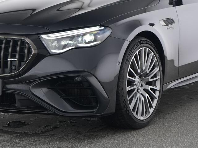 Mercedes-Benz E-KLASSE Mercedes-AMG 53 4MATIC+ Panorama Schuif-Kanteldak | Night Pakket 1+2 | 20 Inch AMG Velgen | AC en DC Lader | Distronic. Inclusief 24 maanden MB Certified garantie voor Europa.