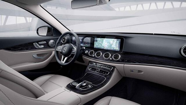 Mercedes-Benz E-KLASSE 300 e Premium Plus | AMG | Burmester | Panoramadak | Memory | Widescreen | Multibeam