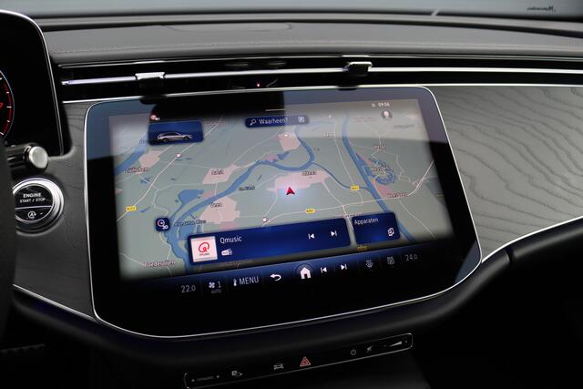 Mercedes-Benz E-estate 200 AMG Line Aut9 | Distronic Pro | Trekhaak | Verwarmd Stuurwiel | Camera | Keyless Go | High Perf. LED | Zitcomfortpakket | Nightpakket |