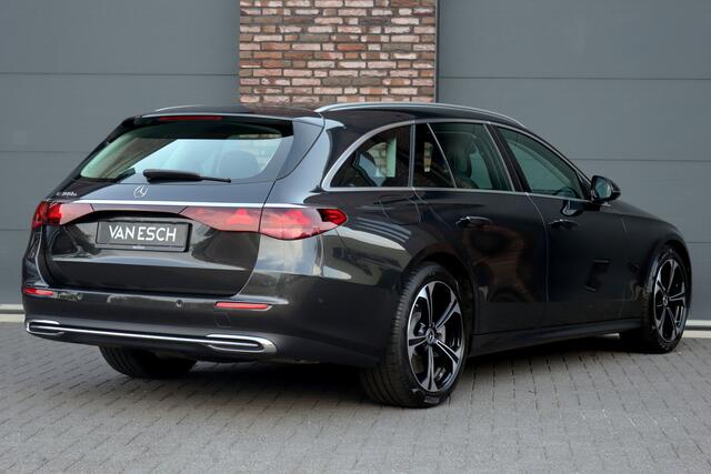 Mercedes-Benz E-estate 300 e Luxury Line Aut9 | Distronic Pro | Keyless Go | Camera | Dodehoekassistent | High Perf. LED | Zitcomfortpakket |