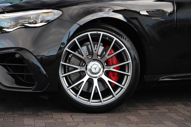 Mercedes-Benz E-estate AMG 53 Hybrid 4-MATIC+ | 612PK | Luchtvering | Achterasbesturing | Head-up | Carbon | Burmester 4D | Keyles-go | Sfeerverlichting | Digital-light | AMG Drivers-pack | 2024.