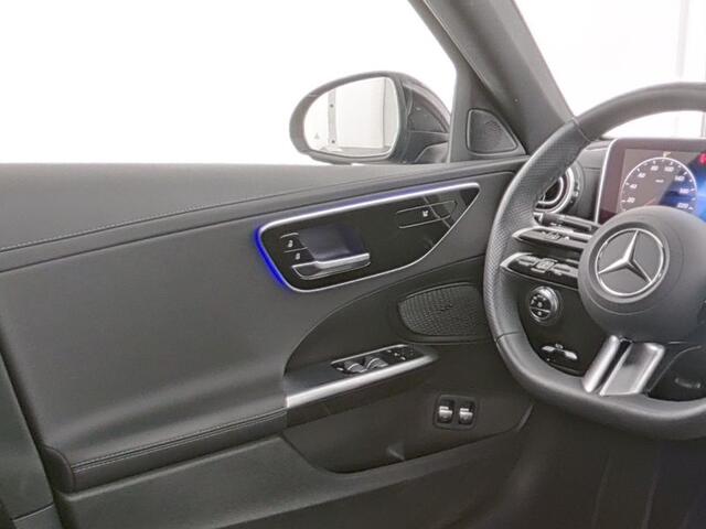 Mercedes-Benz E-estate 300 e Exclusive Line AMG Line | Night Pakket | Panorama Schuif-Kanteldak | Lederen bekleding | Alarm. Inclusief 24 maanden Mercedes-Benz Certified garantie voor Europa.