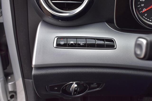 Mercedes-Benz E-estate 300 de Advantage Hybrid HUD/Adapt/Lane/Brake assist/Schuifdak 86.000KM dealer onderhouden