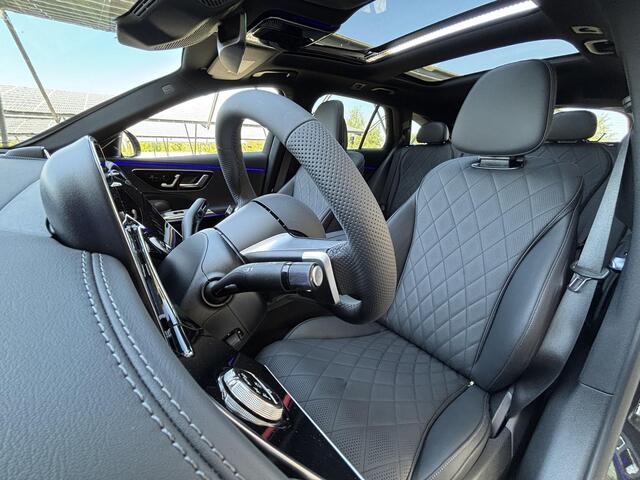 Mercedes-Benz E-estate 300 e Sport Edition | Night | Panoramadak | Burmester | Superscreen | Head-up display | Stoelverwarming/ventilatie | Sfeerverlichting |