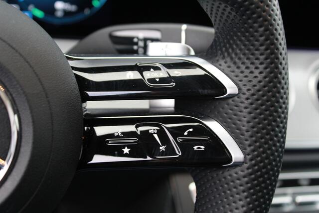 Mercedes-Benz E-estate 300 e AMG Line | Pano | Trekhaak | Memory |