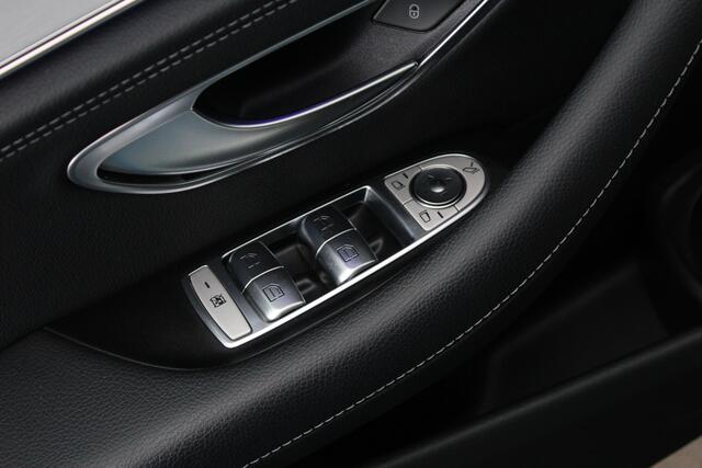 Mercedes-Benz E-estate 300 e AMG Line | Pano | Trekhaak | Memory |