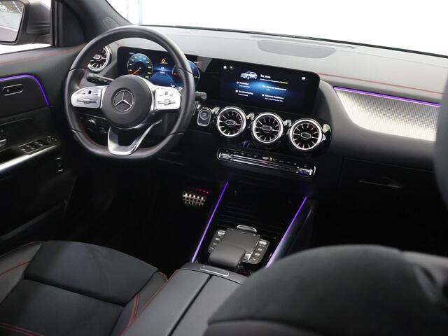 Mercedes-Benz EQA 250 Sport Edition 67 kWh | AMG | 19" lichtmetalen velgen | Stoelverwarming | Sfeerverlichting | Keyless |