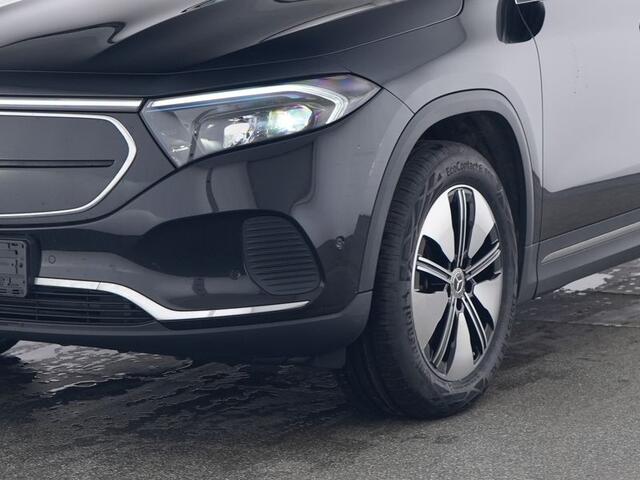 Mercedes-Benz EQA 300 4MATIC Luxury Line 67 kWh | Progressive | Led koplampen | Easy-Pack Achterklep | Spiegel Pakket | MBUX Augmented Reality | Inclusief 24 maanden MB Certified garantie voor Europa.
