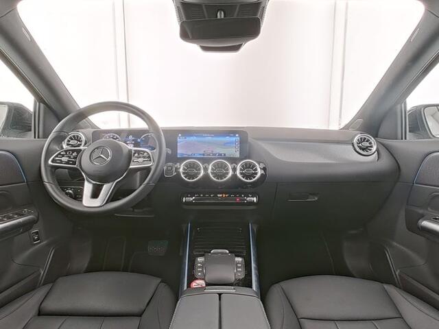 Mercedes-Benz EQA 300 4MATIC Luxury Line 67 kWh | Progressive | Led koplampen | Easy-Pack Achterklep | Spiegel Pakket | MBUX Augmented Reality | Inclusief 24 maanden MB Certified garantie voor Europa.