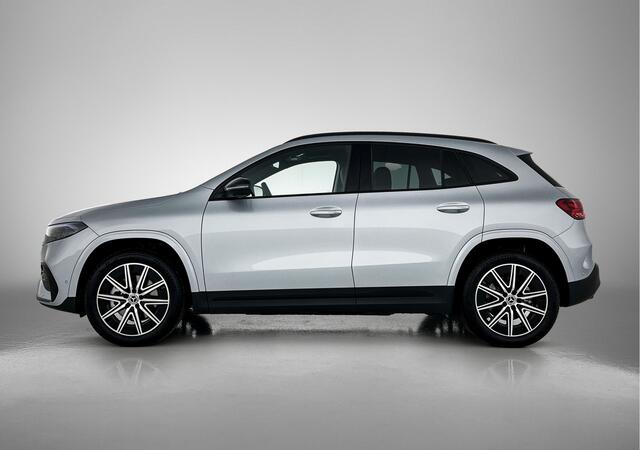 Mercedes-Benz EQA 250+ Business Solution AMG 71 kWh | Trekhaak | Nightpakket | Premium pakket | Parkeerpakket met 360°-camera | EASY PACK achterklep | KEYLESS-GO comfort pakket | Head-up display | Dodehoekassistent | Sfeerverlichting |