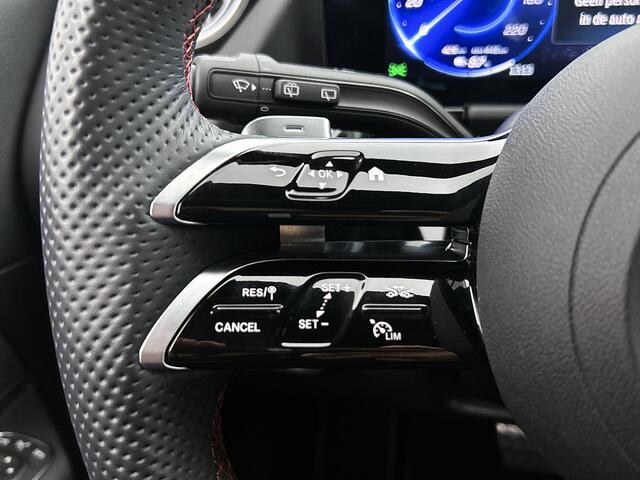 Mercedes-Benz EQA 350 4MATIC AMG Line 71 kWh Facelift, Distronic, Camera,