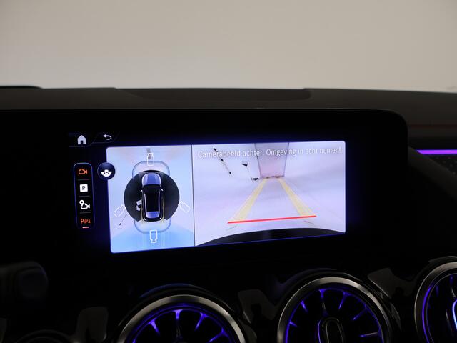 Mercedes-Benz EQA 250+ AMG Line LIMITED 71 kWh | Nightpakket | Premium pakket | Winter pakket | Dodehoekassistent | Parkeerpakket met 360°-camera | GUARD 360° Voertuigbescherming Plus | Burmester Surround Sound systeem | EASY PACK achterklep |