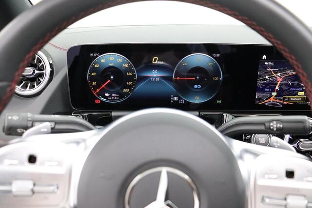 Mercedes-Benz EQA 250+ AMG Line | Panoramadak