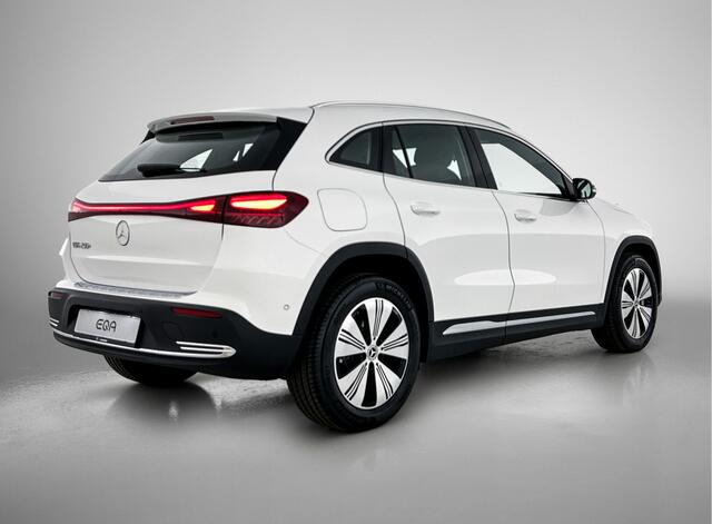 Mercedes-Benz EQA 250+ Business Solution 71 kWh | Stoelverwarming voor | Sfeerverlichting | EASY PACK achterklep | Parkeerpakket met achteruitrijcamera | Widescreen display |