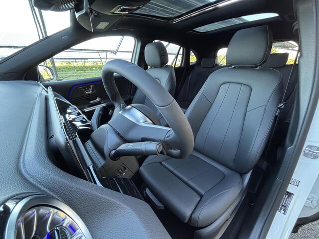 Mercedes-Benz EQA 250+ Business Solution Luxury 71 kWh | Panoramaschuifdak | Rijassistentiepakket | Winter pakket | Achteruitrijcamera | Dodehoekassistent |