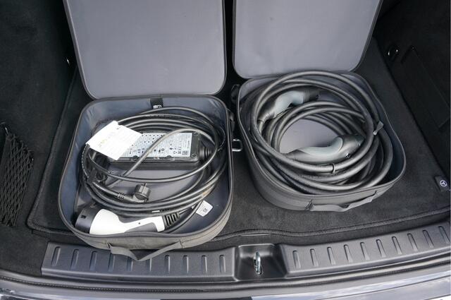 Mercedes-Benz EQA 250 Sport Edition 67kWh SOH 98% AMG Pano