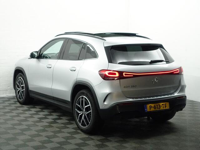 Mercedes-Benz EQA 250 AMG Edition 1 67 kWh Aut- Head Up, Memory Seats, 360 Camera, Panodak, Alcantara Interieur Afwerking, Sfeerverlichting