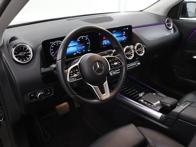 Mercedes-Benz EQA 250 Business Solution AMG 67 kWh | Stoelverwarming | Achteruitrijcamera | Apple Carplay |
