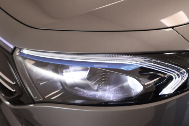 Mercedes-Benz EQA 300 4MATIC Business Solution AMG 67 kWh ACC Panoramadak Blindspot