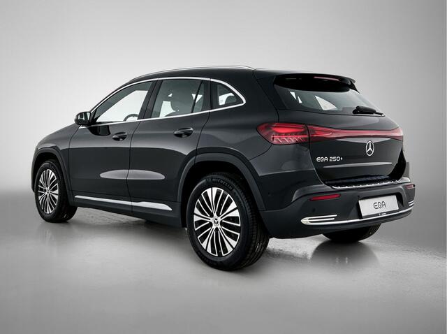 Mercedes-Benz EQA 250+ Business Solution Luxury 71 kWh | Trekhaak | GUARD 360° Voertuigbescherming Plus | Parkeerpakket met achteruitrijcamera | USB pakket plus | EASY PACK achterklep | Dodehoekassistent | Stoelverwarming voor |