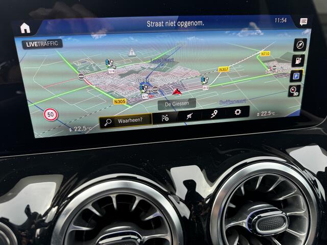 Mercedes-Benz EQA 300 4MATIC AMG Line 67 kWh Night | Keyless | Elekt. Klep