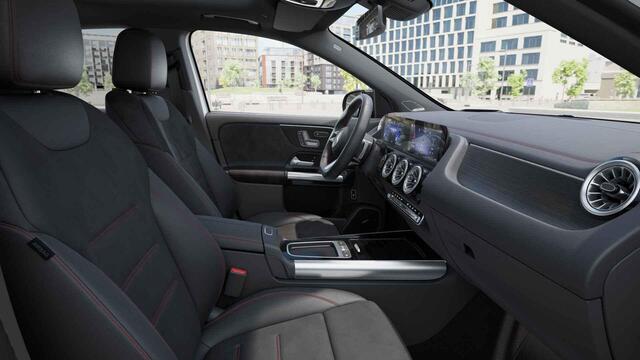 Mercedes-Benz EQA 250+ Business Solution AMG Panorama dak | Trekhaak