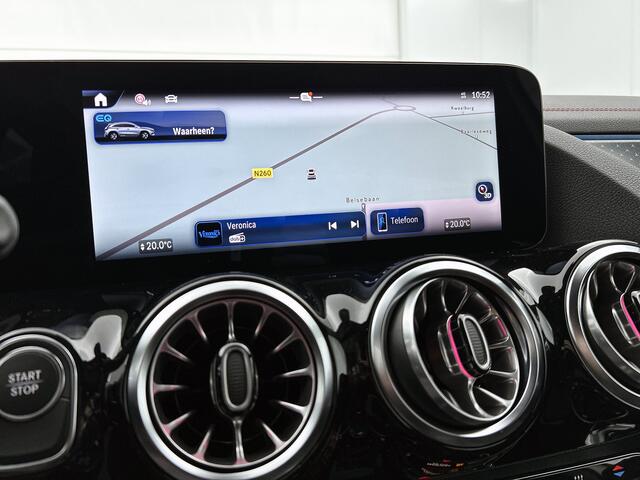 Mercedes-Benz EQA 250+ Business Solution AMG 71 kWh Nightpakket | Premium pakket | Smartphone integratie | Panoramaschuifdak | Head-up display | Burmester® 3D surround sound systeem | Parkeerpakket met 360°-camera |