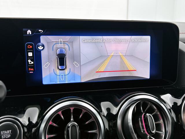 Mercedes-Benz EQA 250+ Business Solution AMG 71 kWh Nightpakket | Premium pakket | Smartphone integratie | Panoramaschuifdak | Head-up display | Burmester® 3D surround sound systeem | Parkeerpakket met 360°-camera |