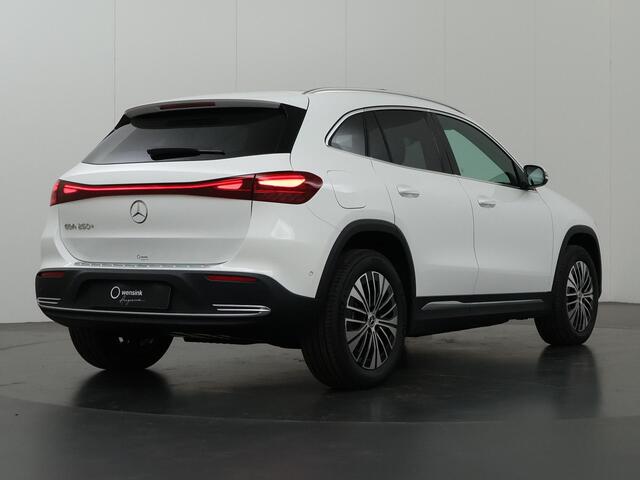Mercedes-Benz EQA 250+ Business Solution Luxury 71 kWh | Panoramaschuifdak | Winterpakket | Dodehoekassistent |
