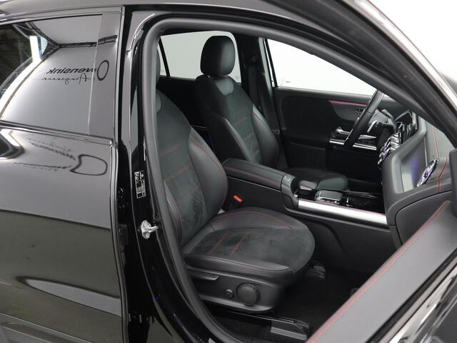 Mercedes-Benz EQA 250 AMG Line 67 kWh | Trekhaak | Stoelverwarming | Night pakket | Keyless |