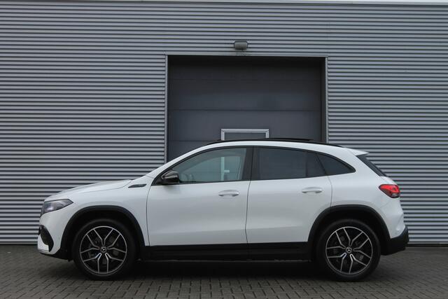 Mercedes-Benz EQA 250+ AMG Line 71 kWh I Pano.dak I Camera I Carplay