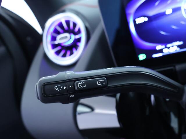 Mercedes-Benz EQA 250+ 71 kWh AMG Nightpakket | Trekhaak | Nightpakket | Alarm | Keyless Go | Sfeerverlichting | Stuur en Stoelverwarming | Car Play | Inclusief 48 maanden Mercedes-Benz Certified garantie voor Europa.