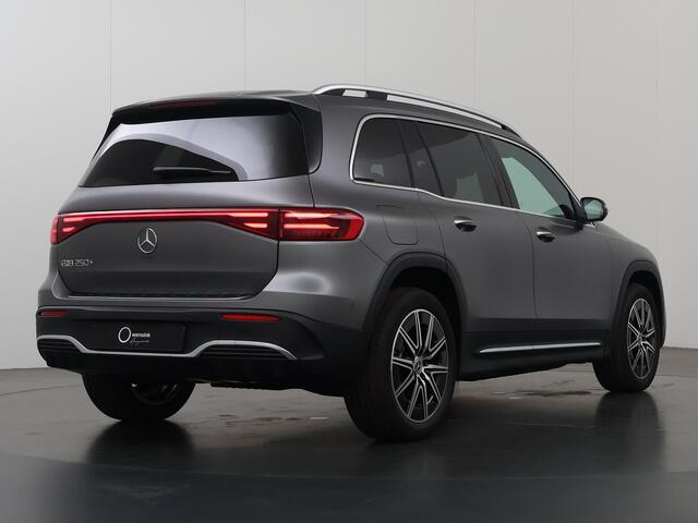Mercedes-Benz EQB 250+ AMG Line 71 kWh | Nightpakket | Parkeerpakket met 360-Camera | Apple Carplay/Android Auto | DAB+ |