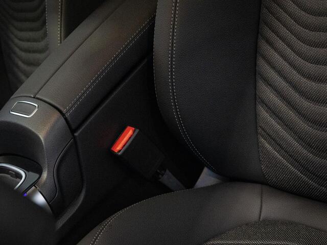 Mercedes-Benz EQB 250+ Luxury Line 71 kWh