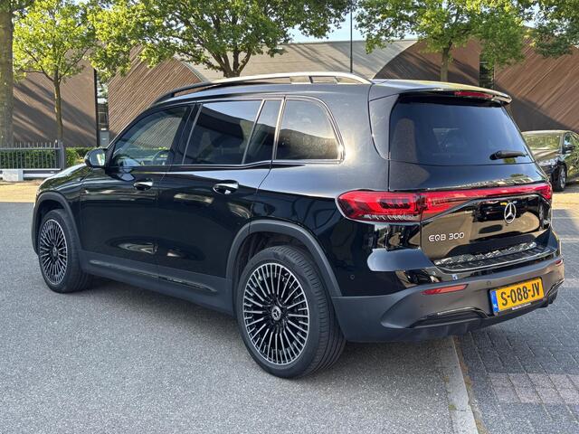 Mercedes-Benz EQB 300 4MATIC AMG Line 67 kWh CAMERA | PANO | RIJKLAARPRIJS INCL. 12 MND. BOVAGGARANTIE