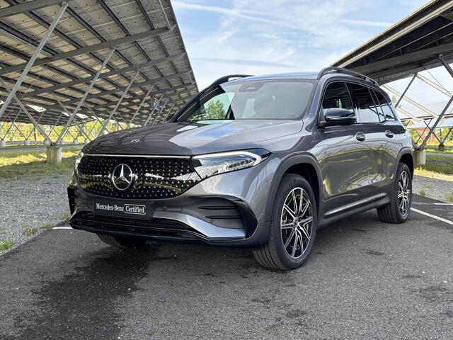 Mercedes-Benz EQB 250+ AMG Line 71 kWh | Night | Facelift | Panoramadak | Sfeerverlichting | Parkeercamera | Stoelverwarming |