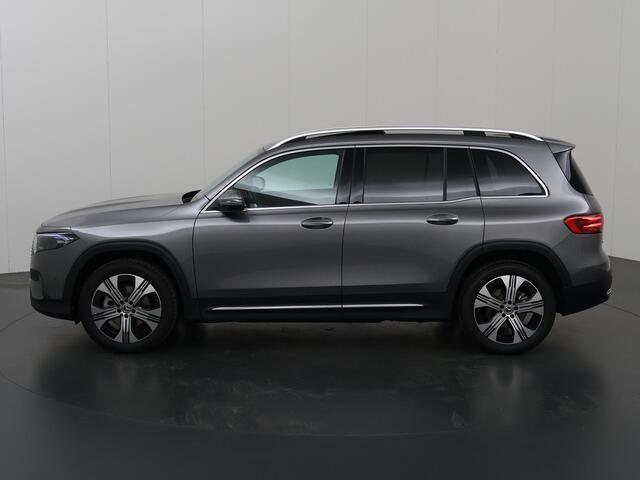 Mercedes-Benz EQB 250+ Luxury Line | Dodehoek Detectie | Panoramadak | Keyless Go | Sfeerverlichting | Stoelverwarming | Apple Carplay/Android Auto |