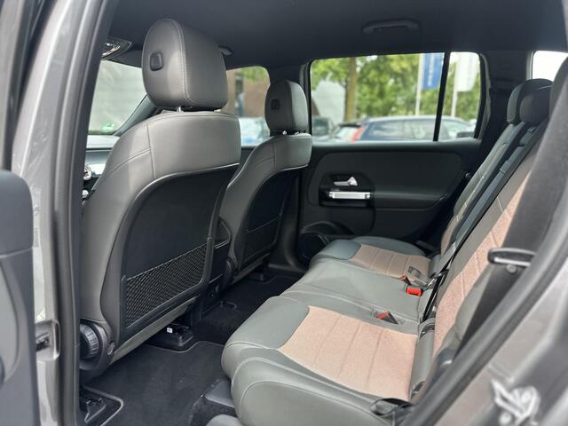 Mercedes-Benz EQB 350 4MATIC Luxury Line 67 kWh Achteruitrijcamera | Sfeerverlichting | Stoelverwarming | Full LED | Rijklaar geleverd met onderhoud en 12 mnd BOVAG garantie