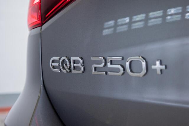 Mercedes-Benz EQB 250+ AMG Line LIMITED 71 kWh