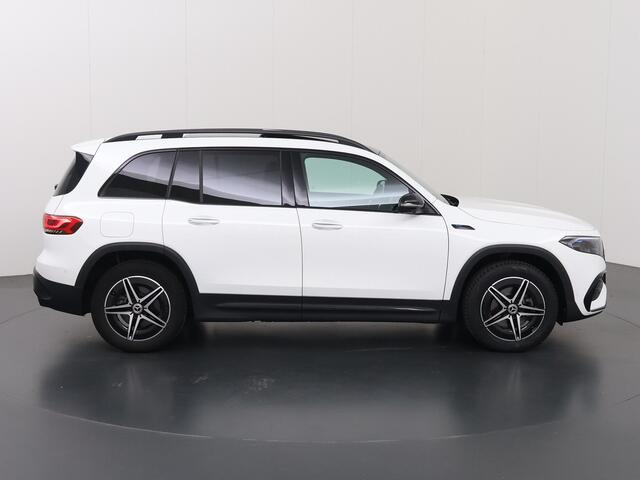 Mercedes-Benz EQB 250 AMG Line 67 kWh | Rijassistentiepakket | Panoramadak | Headup | Lederen bekleding | Stoelventilatie |