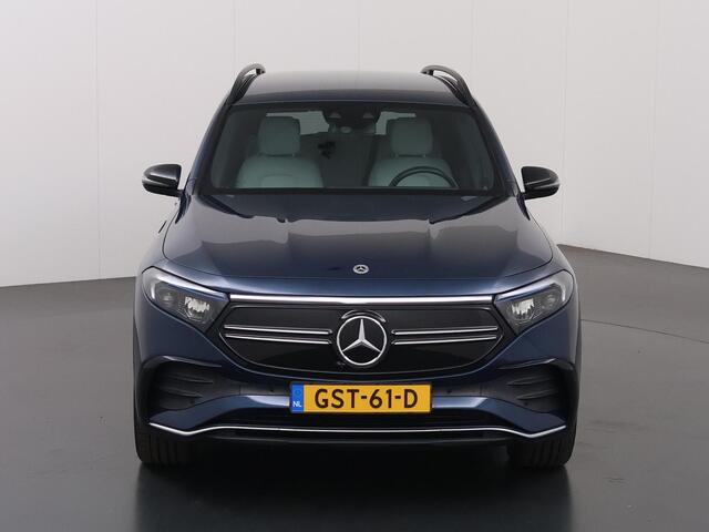 Mercedes-Benz EQB 350 4MATIC AMG Line 67 kWh | Stoelverwarming | Keyless | 20" lichtmetalen velgen | Trekhaak | Achteruitrijcamera |
