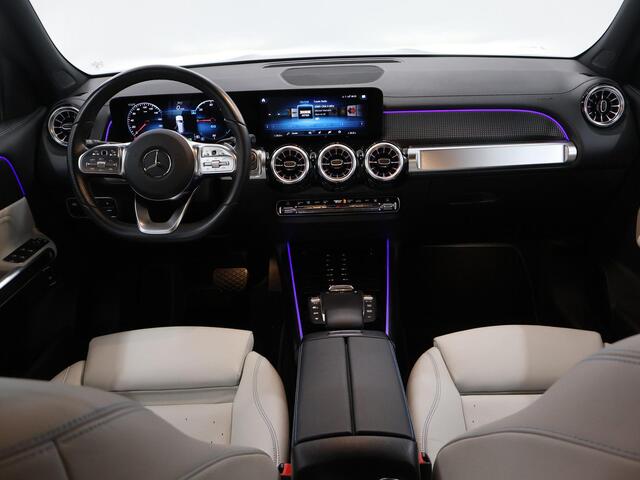 Mercedes-Benz EQB 350 4MATIC AMG Line 67 kWh | Stoelverwarming | Keyless | 20" lichtmetalen velgen | Trekhaak | Achteruitrijcamera |